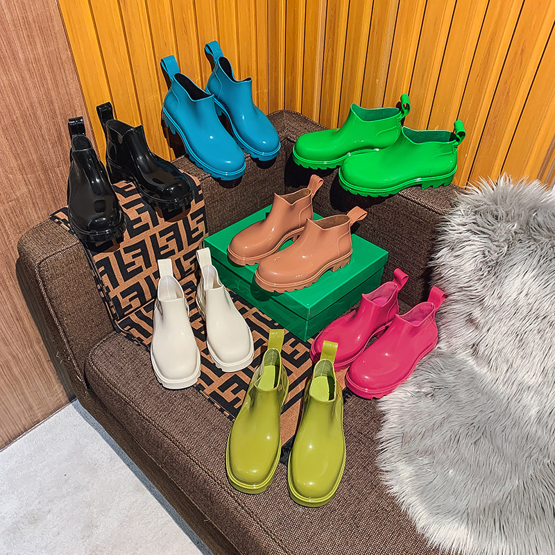 Ashigömona with the same paragraph 2022 new rain boots female male and female couple big size short cylinder thick bottom 2022 V waterproof rain shoes