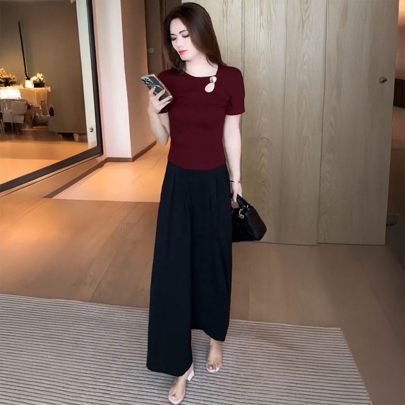 Fashionable Women's Summer Outfit 2026 New Design Niche Style Slimming T-Shirt Top and Wide-Leg Pants Two-Piece Set