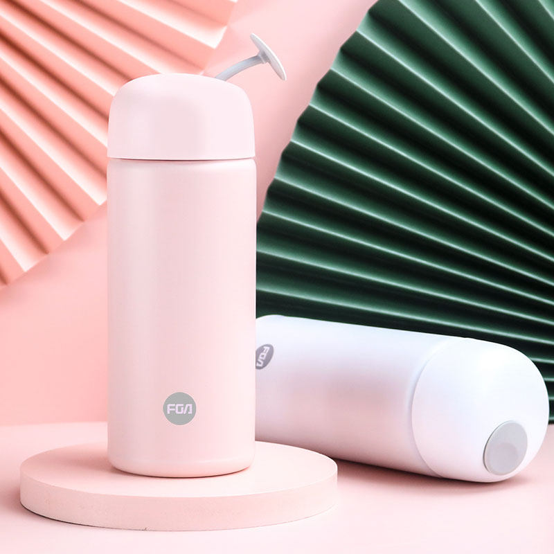 Fuguang insulated cup men and women cute portable cartoon children's water glass 316 stainless steel Han version student filter mug