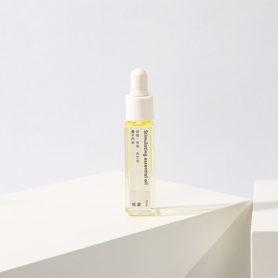 Guan Xia tosummer spar aromatherapy essential oil supplement liquid car aromatherapy pendant ornaments portable wardrobe wardrobe