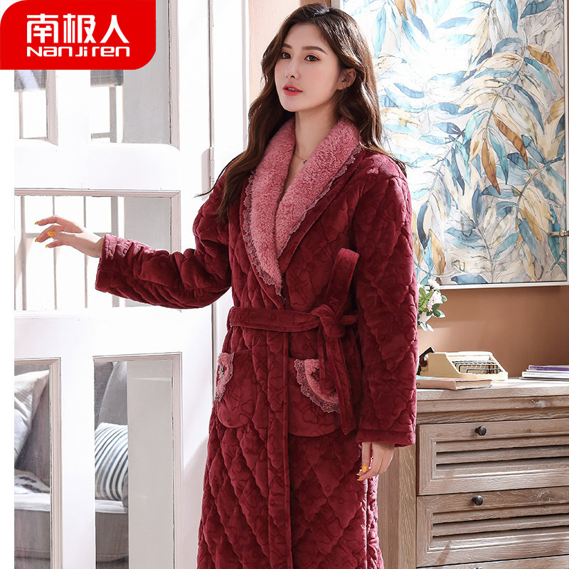 Sleeping robe ladies Winter lengthening Thickened Triple laminated cotton Cavelvet pyjamas Coral Suede Elderly Mother-in-law Warm Bathrobe