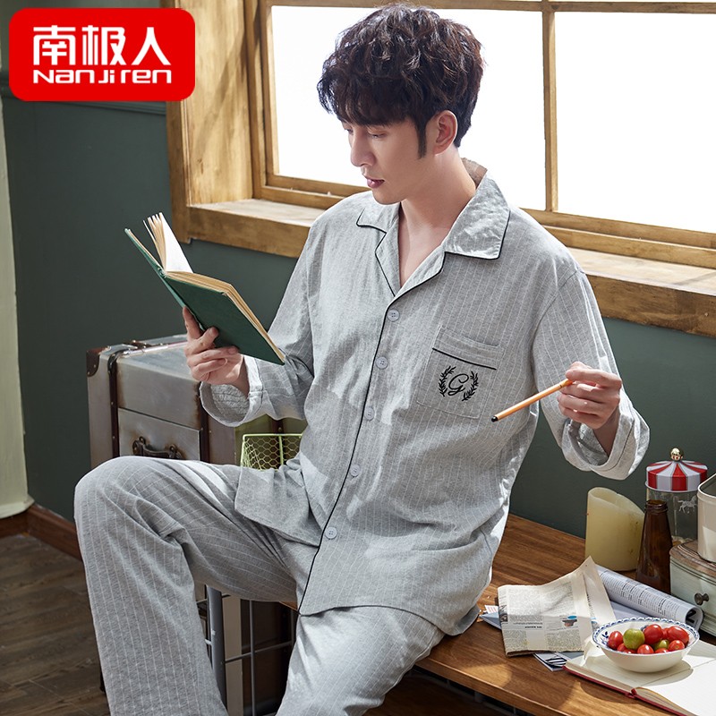 Mens đồ ngủ cotton dài tay mùa xuân và mùa thu cha ở tuổi trung niên làm tăng kích thước của mùa thu cardigan bộ lỏng lẻo bông cotton mỏng.