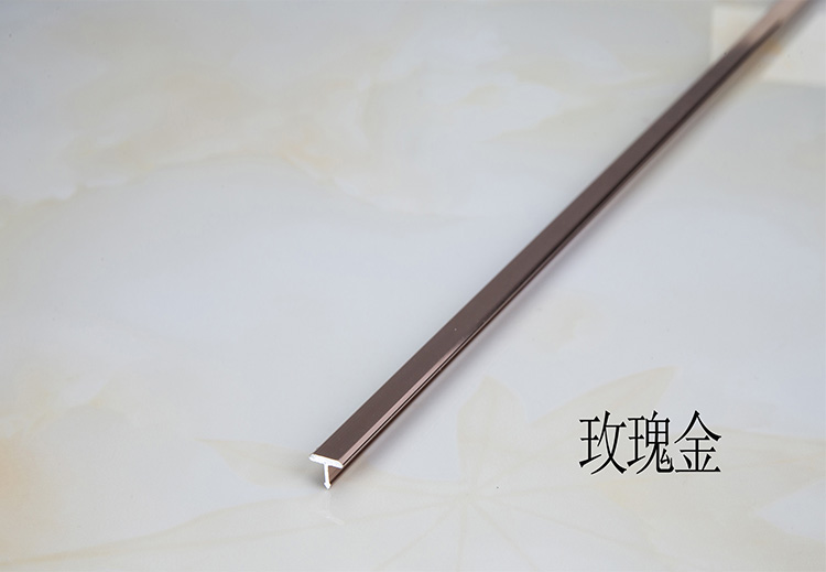 Đồ nội thất nhỏ T-line gạch cửa gỗ đẹp đường may đính cườm nhúng dải TV nền tường dải trang trí hợp kim nhôm - TV tivi tcl 65 inch