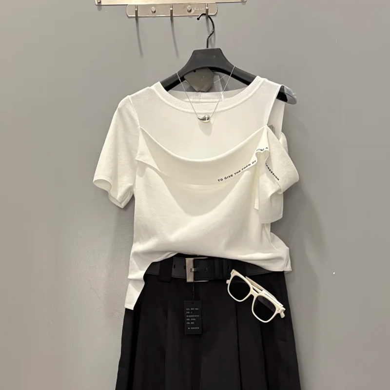 Miocui Jiaer Shengdioraixia Fashionable Off-Shoulder Slit T-Shirt with a Stylish Design and Elegant Printed Short-Sleeve Top for Women