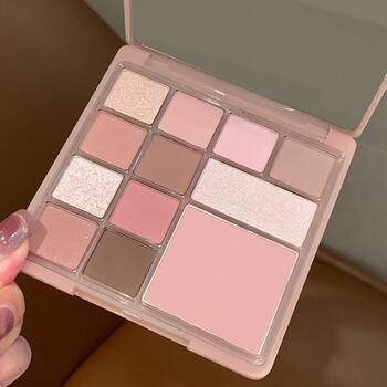 Sweet tea rose 12 color universal eyeshadow palette matte pearl earth color pseudo-non-face blush highlight integrated comprehensive palette Sweet tea rose 12 color universal eyeshadow palette matte pearl earth color pseudo-non-face blush highlight integrated comprehensive palette