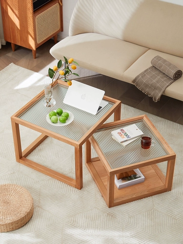 Северная простая вишневая деревянная камелия