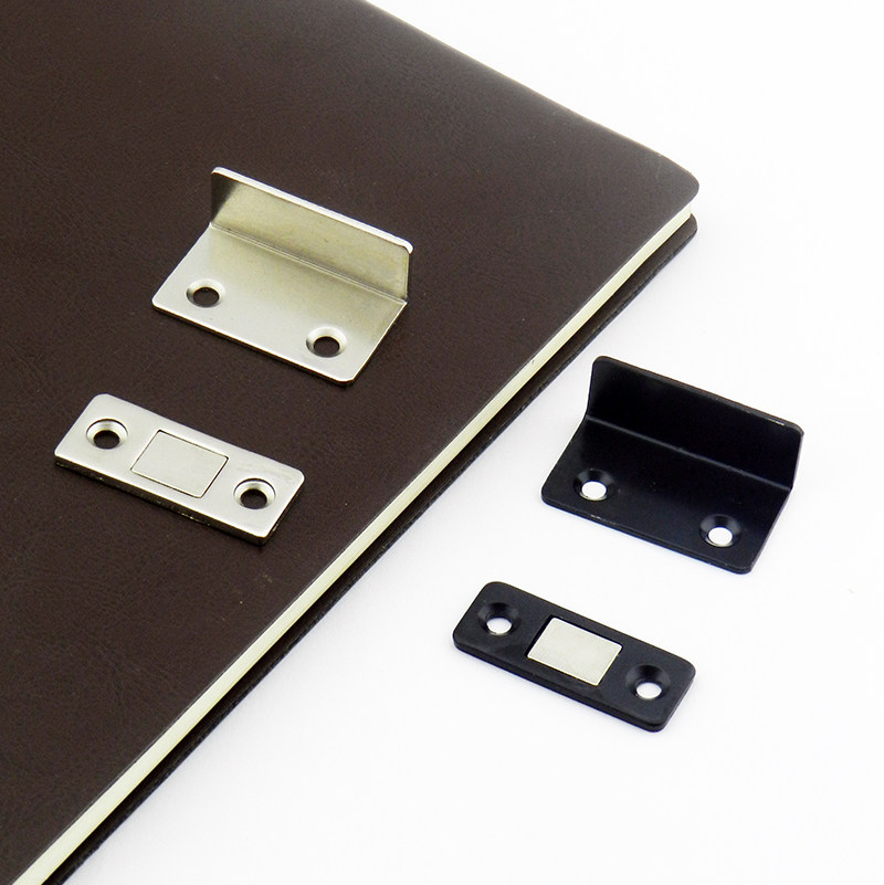 The door of the closet door opens the cabinet door in the right angle block 3M adhesive magnetic door sucking sand black door block