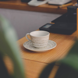 Retro European-Style Coffee Cup, Ceramic, High-Looking, 200ml, Home Office Cup and Saucer Set, American Latte Cup