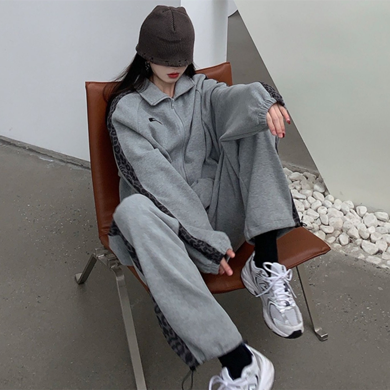 Korean version fashion sports suit female autumn student loose and thin large size sweater casual two-piece running clothes tide