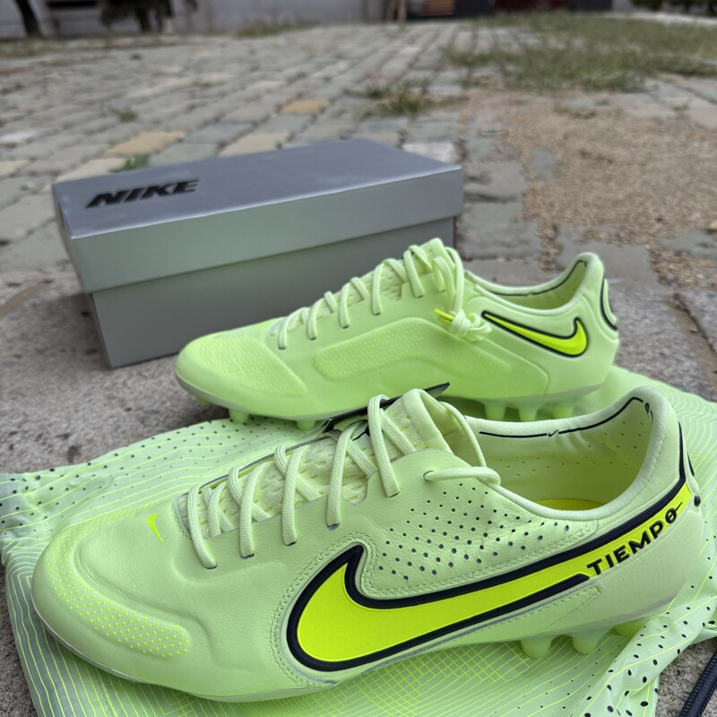 Luoshengmen Nike Legend 9 High-End Ag Short Stud Competition Training Kangaroo Leather Soccer Shoes Db0824-705 Luoshengmen Nike Legend 9 High-End Ag Short Stud Competition Training Kangaroo Leather Soccer Shoes Db0824-705