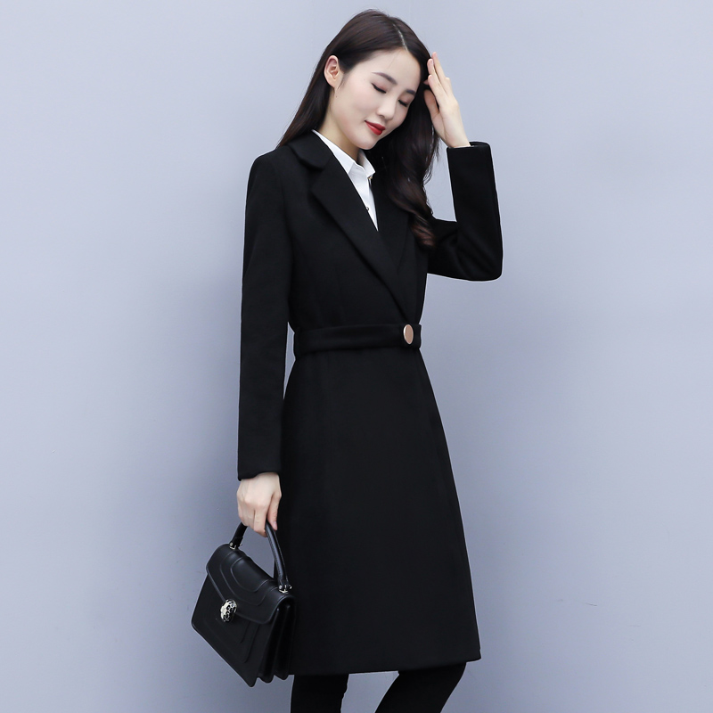 The long - term working suit of the professional clothes in the coat 2022 new thickening of the black hair coat