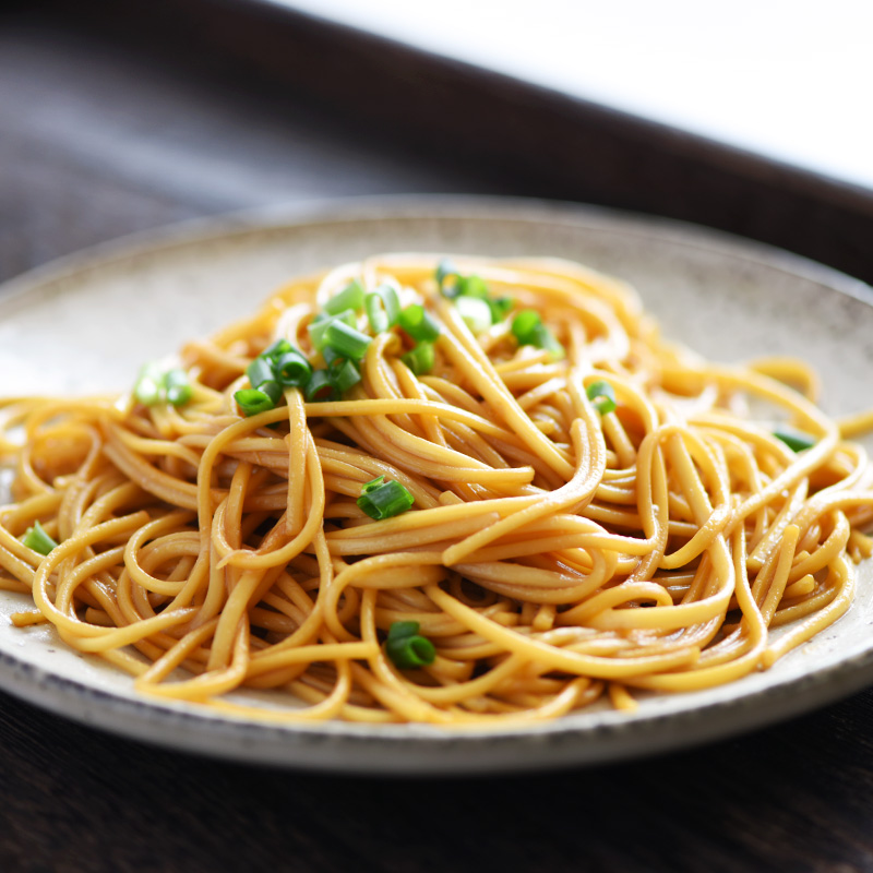 Cai Lan Flower World Butler's noodle with rice - oil mixed noodles and egg noodles handmade with ramen and noodles