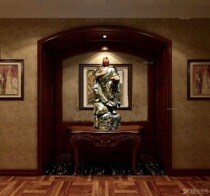 Taihang cliff cypress ornaments Flower stand Chenhua Guan Gong with the shape of root carving Wood carving living room home carving crafts