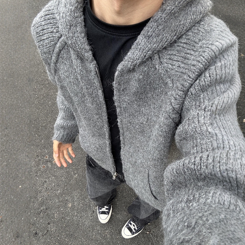 Autumn and Winter American Retro Gray Hooded Cardigan Sweater for Men, High-End Lazy Style Loose Knit Sweater Jacket Autumn and Winter American Retro Gray Hooded Cardigan Sweater for Men, High-End Lazy Style Loose Knit Sweater Jacket