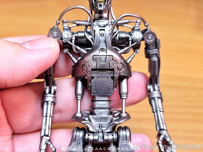 【新品未開封】MAFEX no.206 Endoskeleton ターミネーター Medicom Toy MAFEX No.206 ENDOSKELETON (T2 Ver.) Height 160mm
