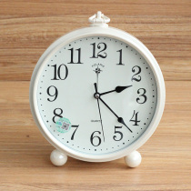 Simple bedroom setting table clock creative seat quartz clock home European living room silent clock desktop clock
