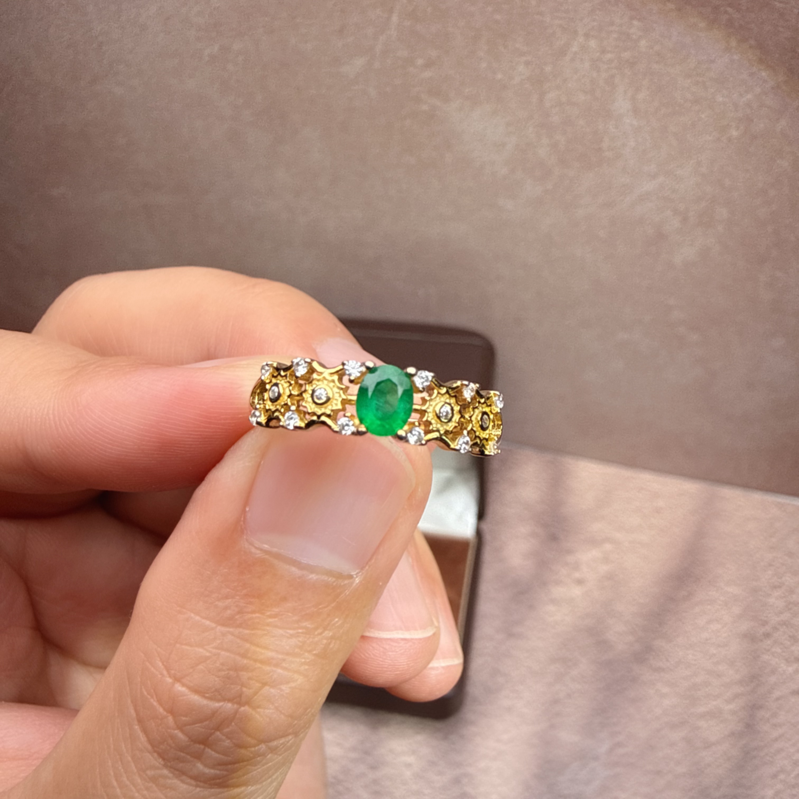 Prosperous natural emerald ring women's rich ring high-end index finger ring partial wealth tail ring 2026 new hot style