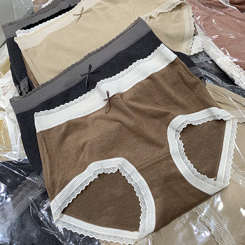 Brushed, seamless, skin-friendly cotton crotch, lace trim, mid-high waist