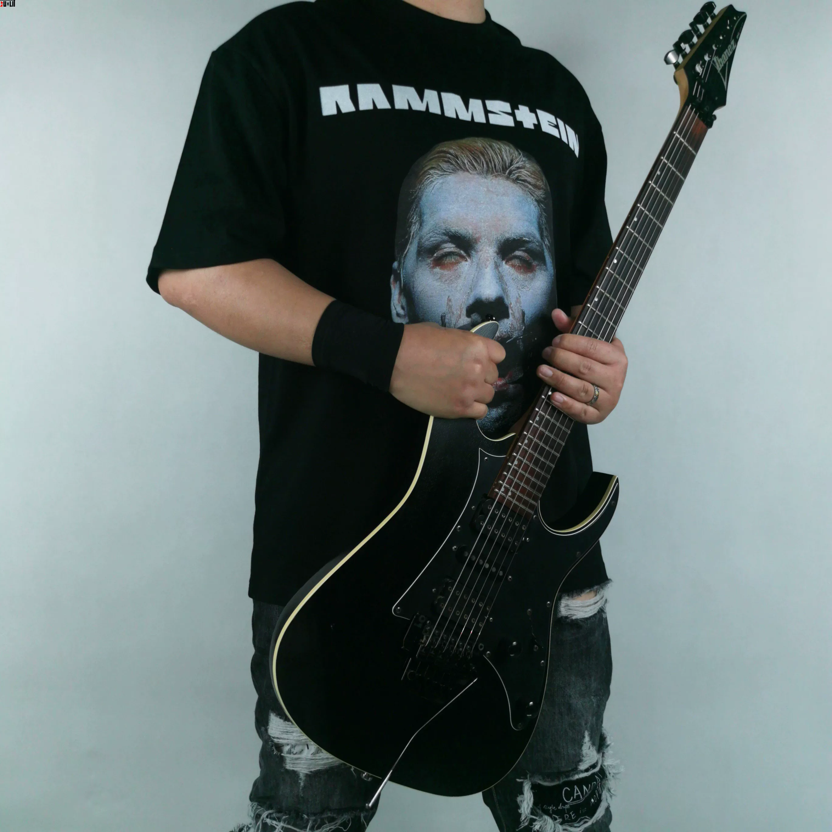 Т-шерту с рукавами-колоколами Rammstein немецкий танк винтажный маленькая V-образная горловина принт на плечах свободный мешковатый