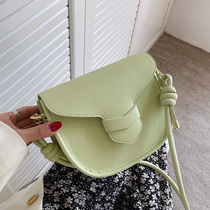 Spring Summer Fashion Foreign Air Packet Bag Women 2022 New Tide Han Version Saddle Pack Ins High Sense 100 Hitch Satchel Bag