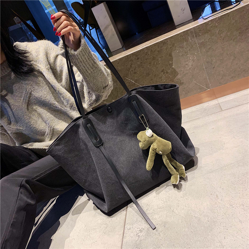 Large Capacity Packs of women 2022 new Korean version Fashion casual canvas Single shoulder Bauins Sans 100 hitchhiking