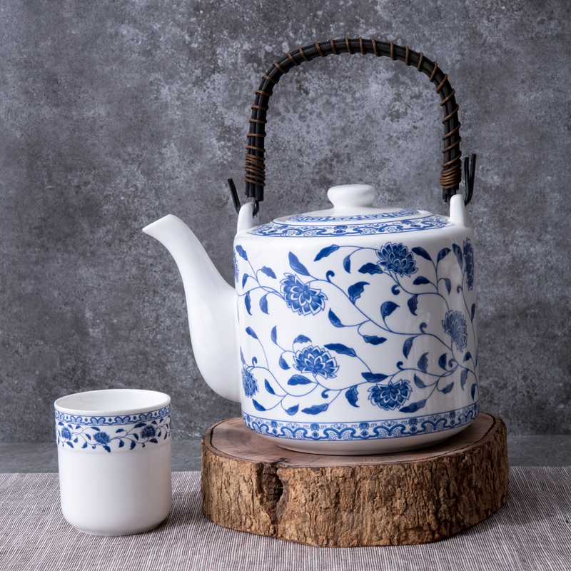 Ya cheng DE suit large household Chinese style restoring ancient ways is high temperature resistant ceramic teapot, large capacity kung fu tea tea