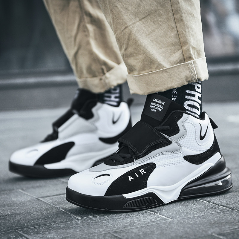 Winter men's shoes 2019 new Korean version of the trend of all-match men's sports and leisure increased plus velvet ins dad tide shoes