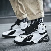 Winter mens shoes 2019 new Korean version of the trend of all kinds of mens sports and leisure increased velvet ins Daddy tide shoes