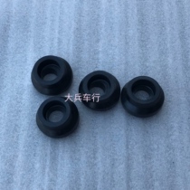 Yangtze River 750 parts side three-wheeled motorcycle 32 horsepower engine valve oil rich cylinder tube tube oil rich