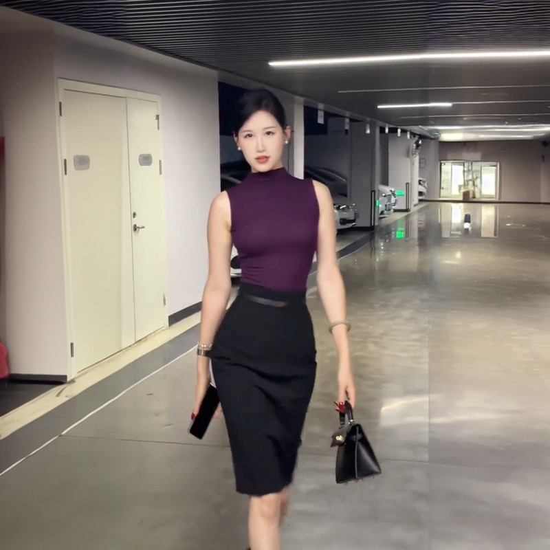 American-Style Sexy Mature Woman Sleeveless Half-High Collar Tank Top Summer Elegant Waist-Cinching High-Waisted Bodycon Skirt Midi Skirt Set American-Style Sexy Mature Woman Sleeveless Half-High Collar Tank Top Summer Elegant Waist-Cinching High-Waisted Bodycon Skirt Midi Skirt Set