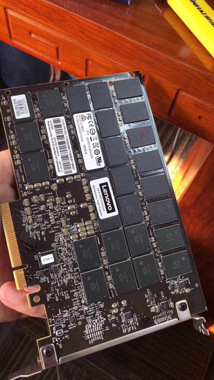 Lenovo 6.4T pcie SSD 3T 4T 8T 10T SSD datacenter ssd