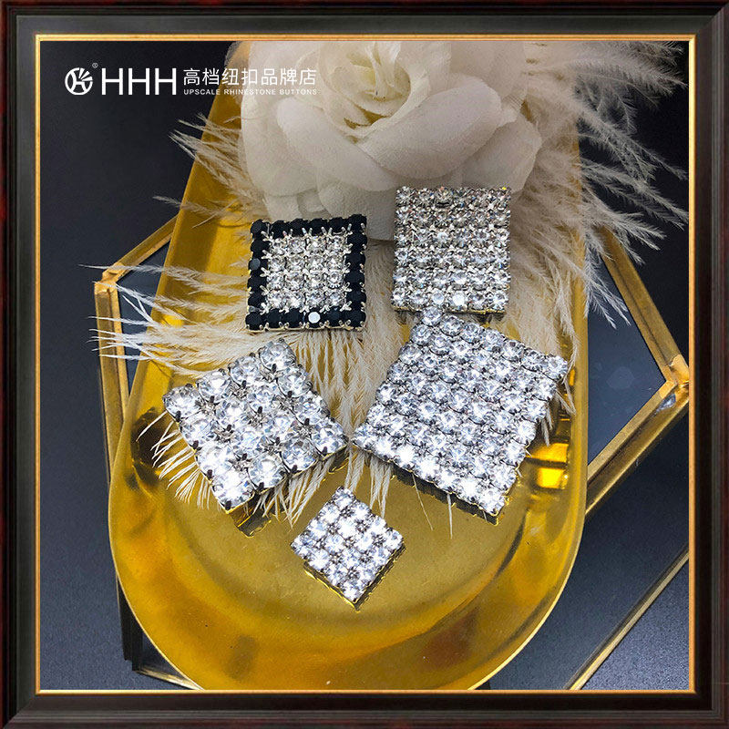 HHH High-end Water Drilling buttons Sweater Sweater Shirts Coat Jacket Knit Cardiovert Square shiny Shiny Decorative Buttons