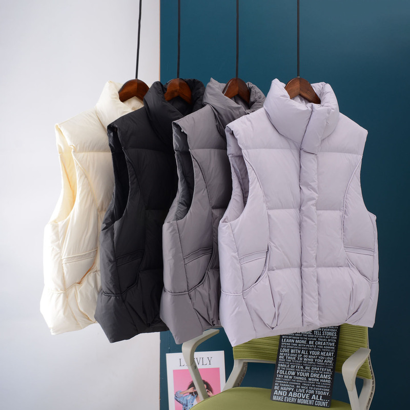 Women's Short down Vest, Thickened Vest with 95% White Duck Down, Magnetic Buckle Vest, 2025 New Winter Coat Women's Short down Vest, Thickened Vest with 95% White Duck Down, Magnetic Buckle Vest, 2025 New Winter Coat