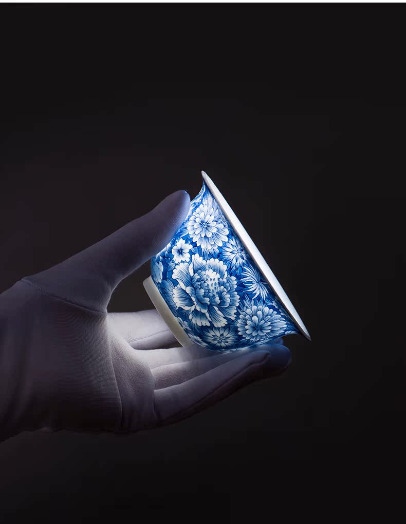 Jingdezhen blue and white flower is only manual hand - made all three tureen tea cups kung fu tea set large bowl tea cup