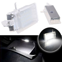 Application of the BMW 1 3 5 7 E39 E46 E90 E92 E93 E60 E61 modified glove box light assembly