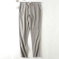 Светло -серого зеленого цвета