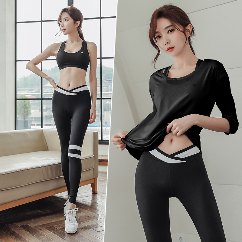 Yoga clothes women 2020 spring and summer new net red gym running suit temperament sexy quick-drying clothes sleeves