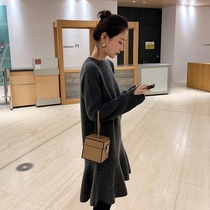 Long sleeve dress women 2020 new autumn and winter light luxury ladies knitted base skirt temperament goddess fan sweater skirt