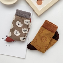 (Plush side Bear) cute and comfortable girl thick warm short socks autumn and winter Japanese ins midline socks