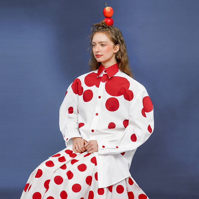 Kamo original retro style long sleeves polka dots