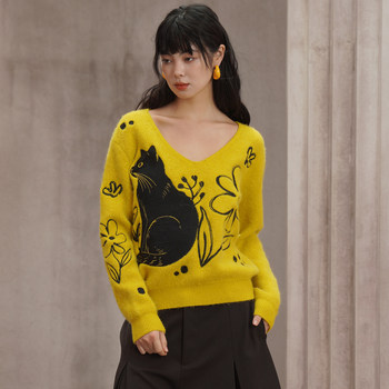 Kamo Original Black Cat Embroidered Rabbit Fur Blended Sweater, Pullover Vintage Knitwear, Skin-Friendly Soft V-Neck