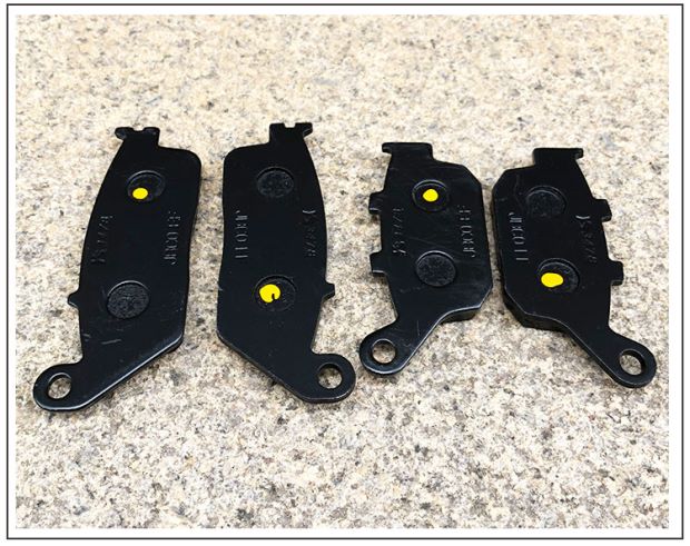 Phiên bản GW250S / F xe máy SUZUKI phụ kiện GSX250R phanh đĩa trước và sau DL250 má phanh DR160S đèn hậu xe máy