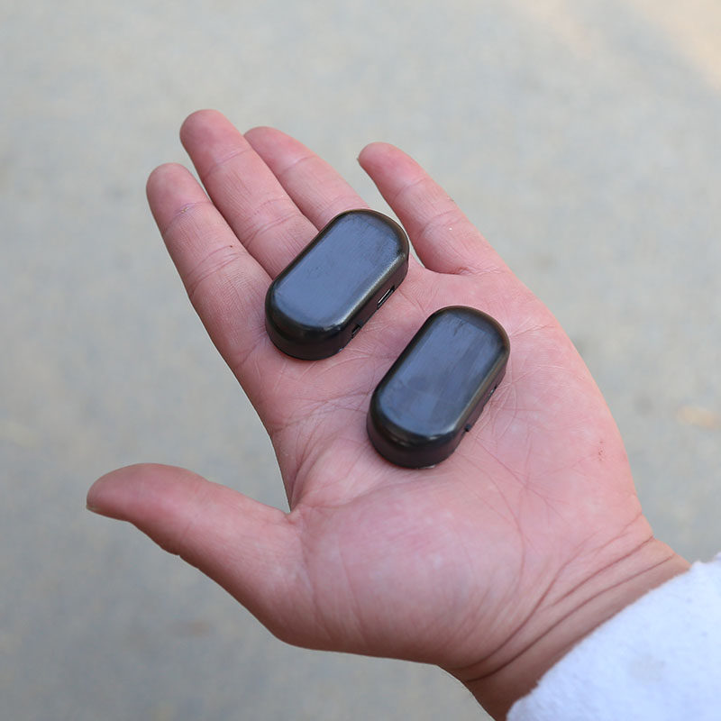 Car solar warning light car interior modification free wiring analog anti-theft device decorative light universal induction breathing light