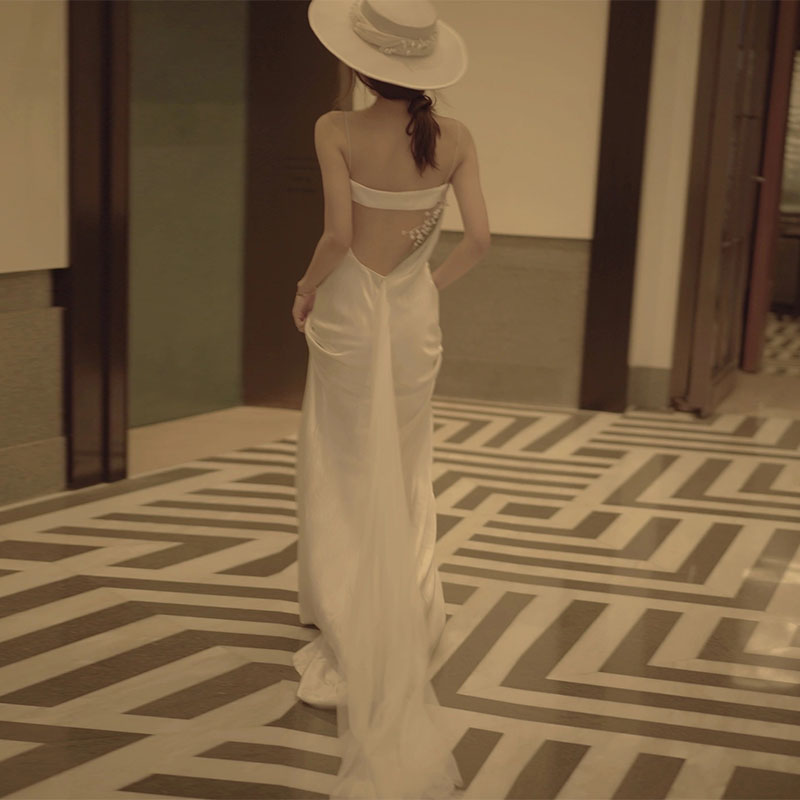 Sexy white wedding dress for bride, lifting effect,  Sexy white wedding dress for bride, lifting effect,