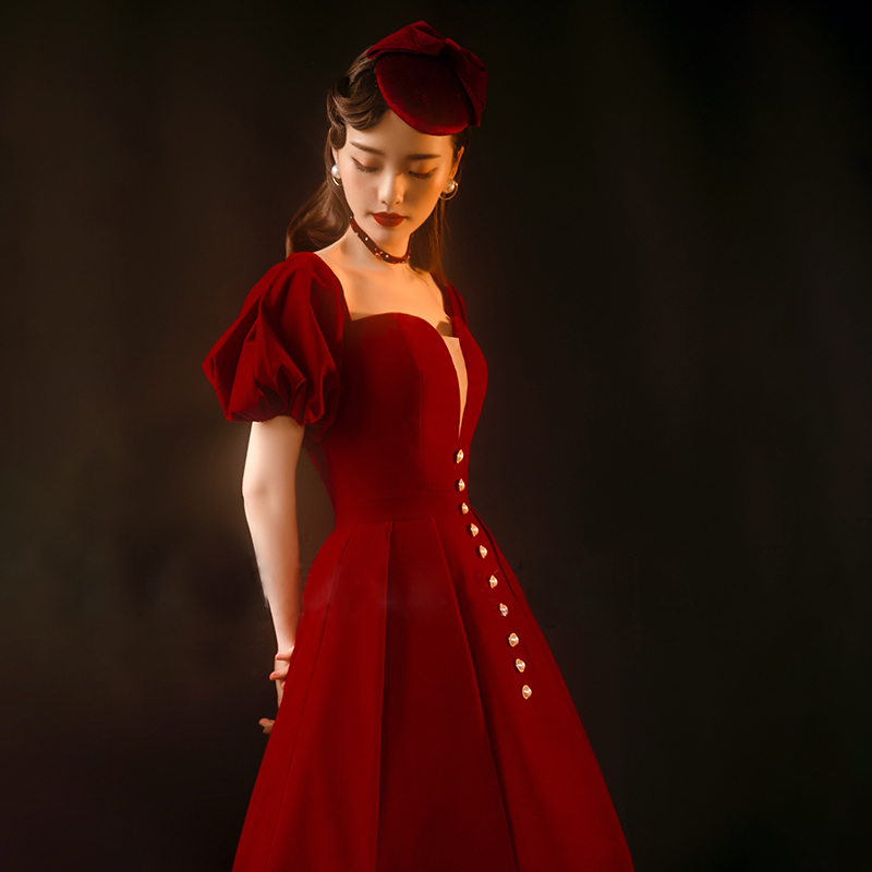 Wine Red Bridal Toast With 2022 new retro velvet wedding temperament with long version of prom small gown skirt