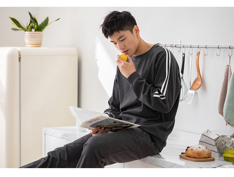 Jing Yun nam đồ ngủ mùa thu thể thao nhà bình thường quần áo cotton lỏng phù hợp với tay áo dài có thể được mặc bên ngoài nhà quần áo nam kiểu đồ bộ vải thun bông
