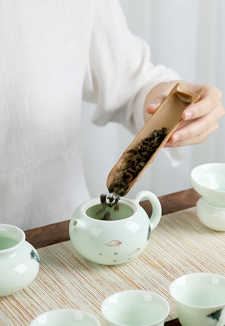 Mud seal kung fu tea set suit household contracted Japanese green lotus glaze ceramic teapot hand - made teacup gift boxes