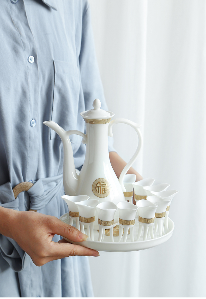 Ave mud seal thin foetus restaurant with ceramic antique Chinese ancient wine suits for liquor dehua white porcelain cup