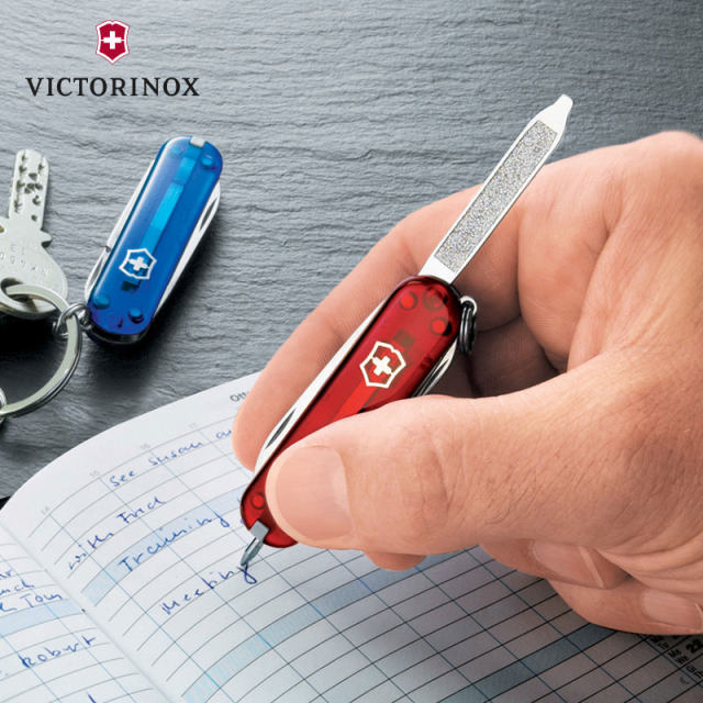 Victorinox Swiss Army Knife Swiss Light 58mm ແທ້ຈິງ Swiss portable multi-functional mini Swiss sergeant knife