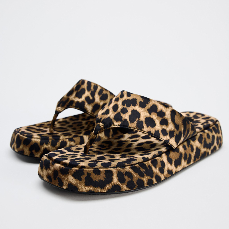 Za2024 Autumn New Women's Shoes Leopard Print Flip-Flops Flat Casual Outdoor Sandals Thick-Soled Thong Sandals